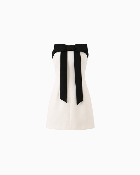 Vestido Curto Laço Frontal