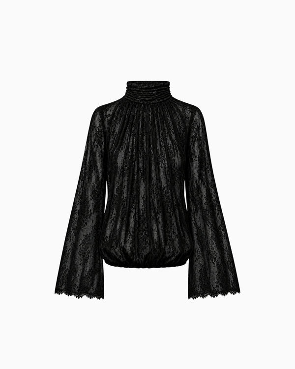 Blusa Manga Flare Gola Alta Renda Haze preta, gola alta franzida e barra bufante, peça sozinha
