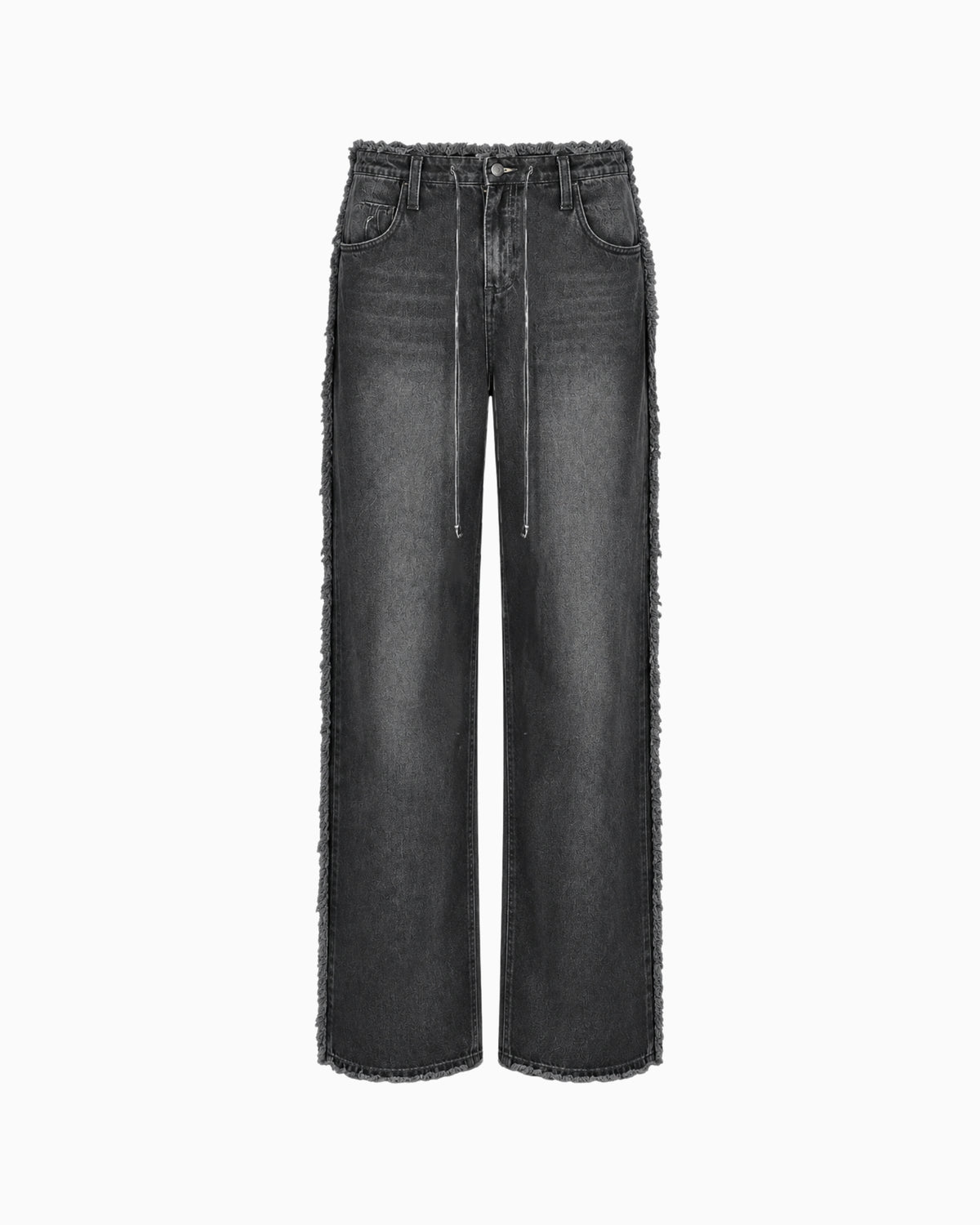 Calça Jeans Preta Desfiada em lavagem escura, pernas largas com franjas laterais e cordão na cintura, peça sozinha