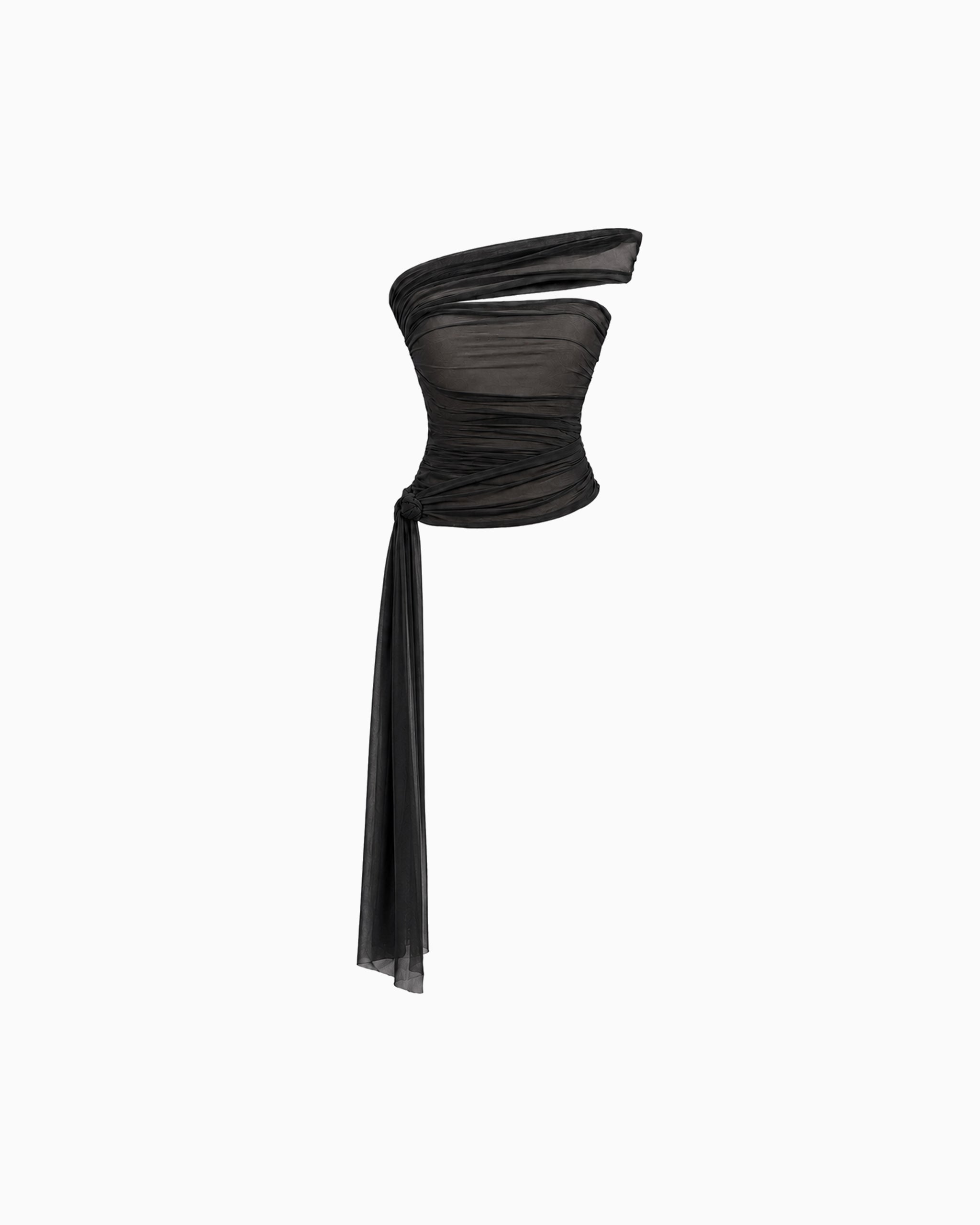 Top Faixa Lateral Tule preto, vista frontal da peça drapeada com faixa longa