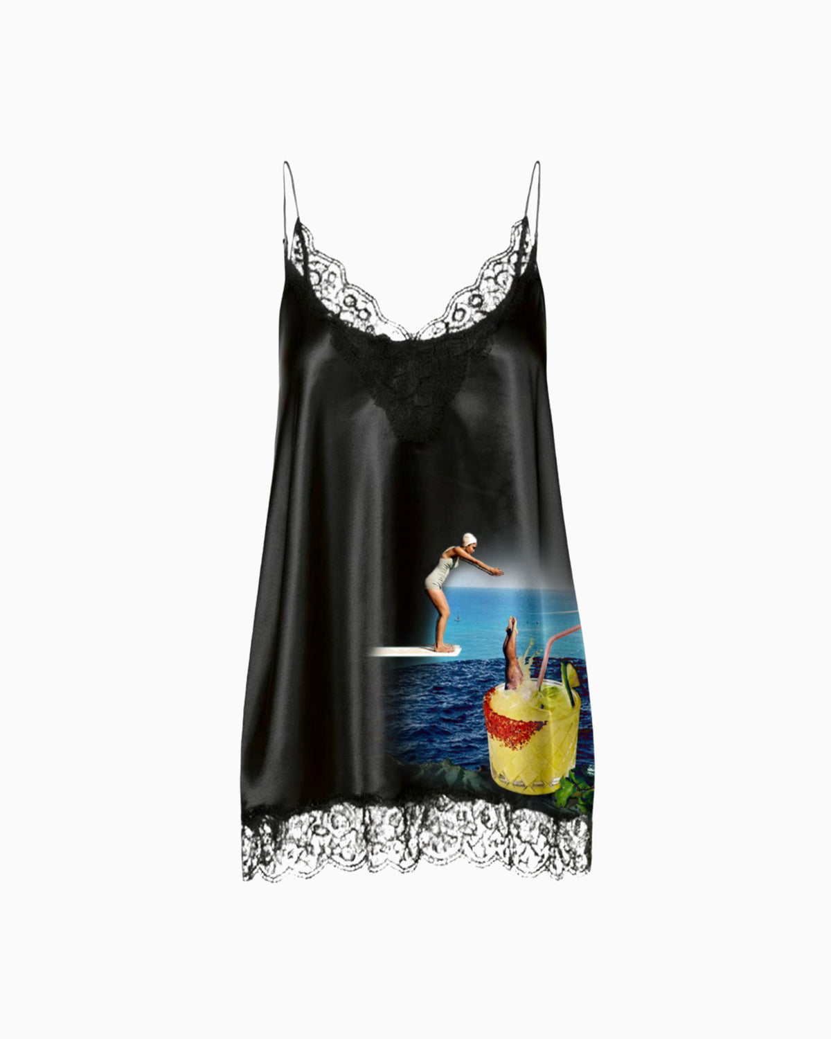 Vestido Cetim Caipirinha preto solto, alças finas e decote em renda, com estampa de surfista e drink na barra