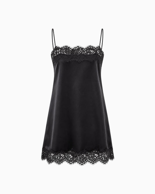 Vestido Cetim Com Detalhes de Renda preto, vista frontal da peça com alças finas